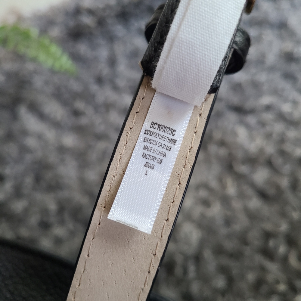 SWAPPED - NWOT BCBGeneration Belt Bag - Picture 6 of 8